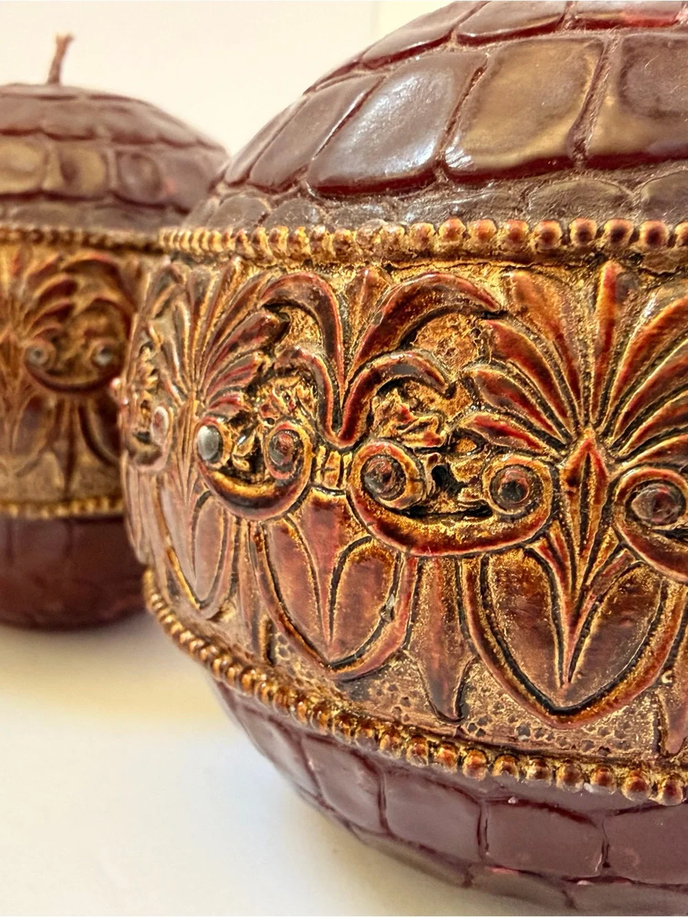 Decorative Embossed Burgundy and Gold Accent Spheres